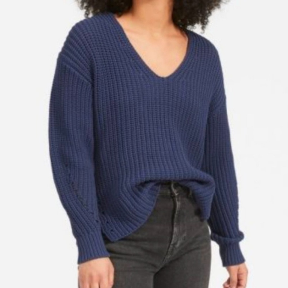 Everlane Texture Cotton V-Neck Navy Sweater